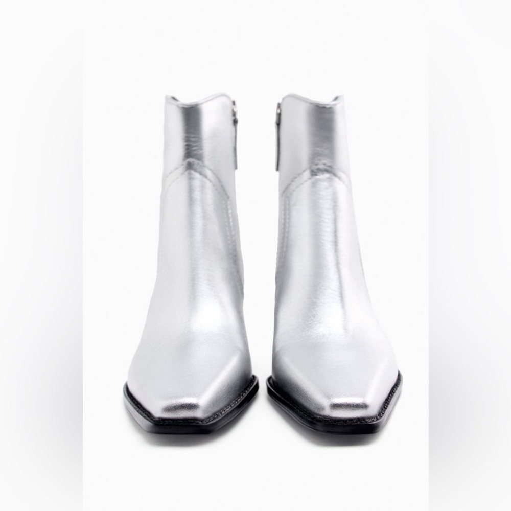 NWT. Zara Metallic Silver Cowboy-Style Leather Ankle Boots. Size 8, 9. - Picture 3 of 11
